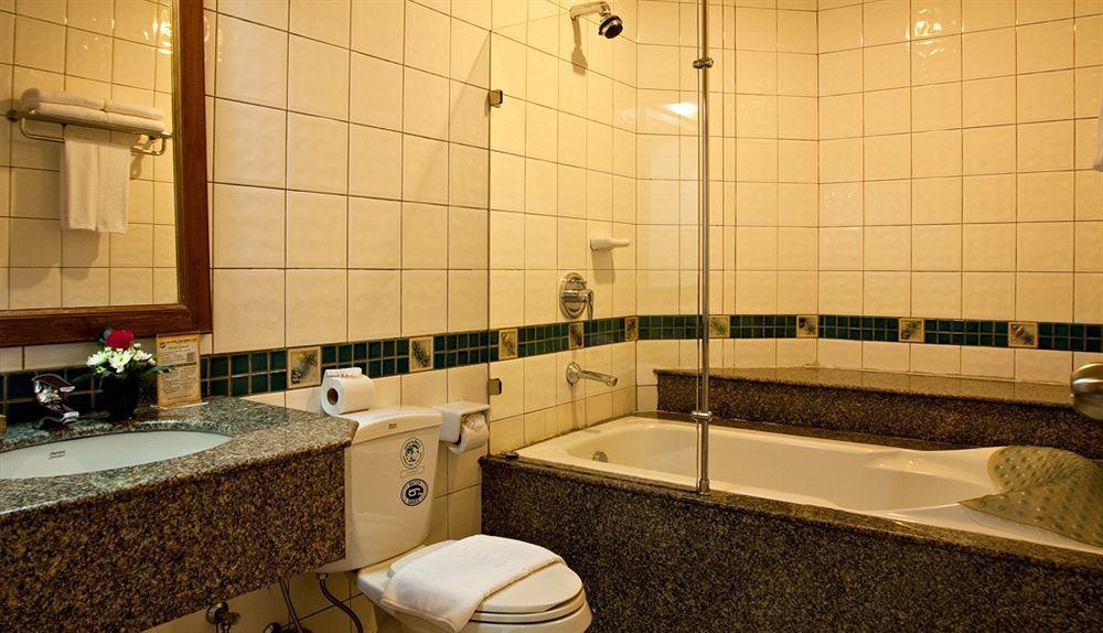 C & N Hotel - Sha Extra Plus Patong Екстер'єр фото